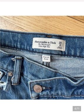 Abercrombie & Fitch Curve Love 90s Straight Jeans Ultra High Rise